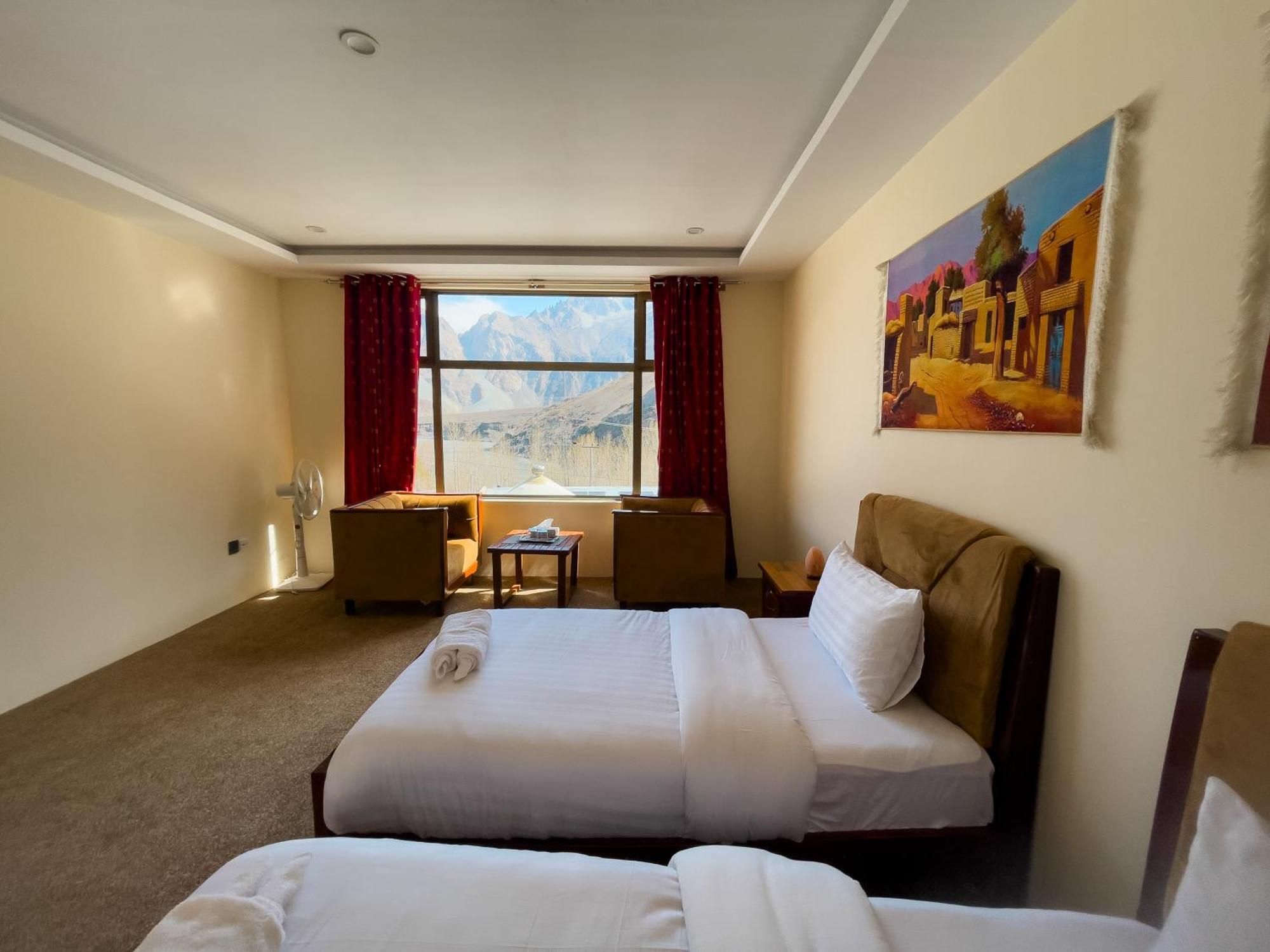 Apex Hotels And Resorts Hussaini Karimabad  ภายนอก รูปภาพ