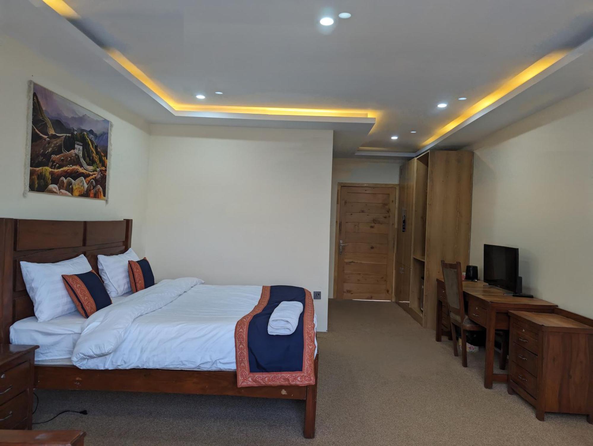 Apex Hotels And Resorts Hussaini Karimabad  ภายนอก รูปภาพ