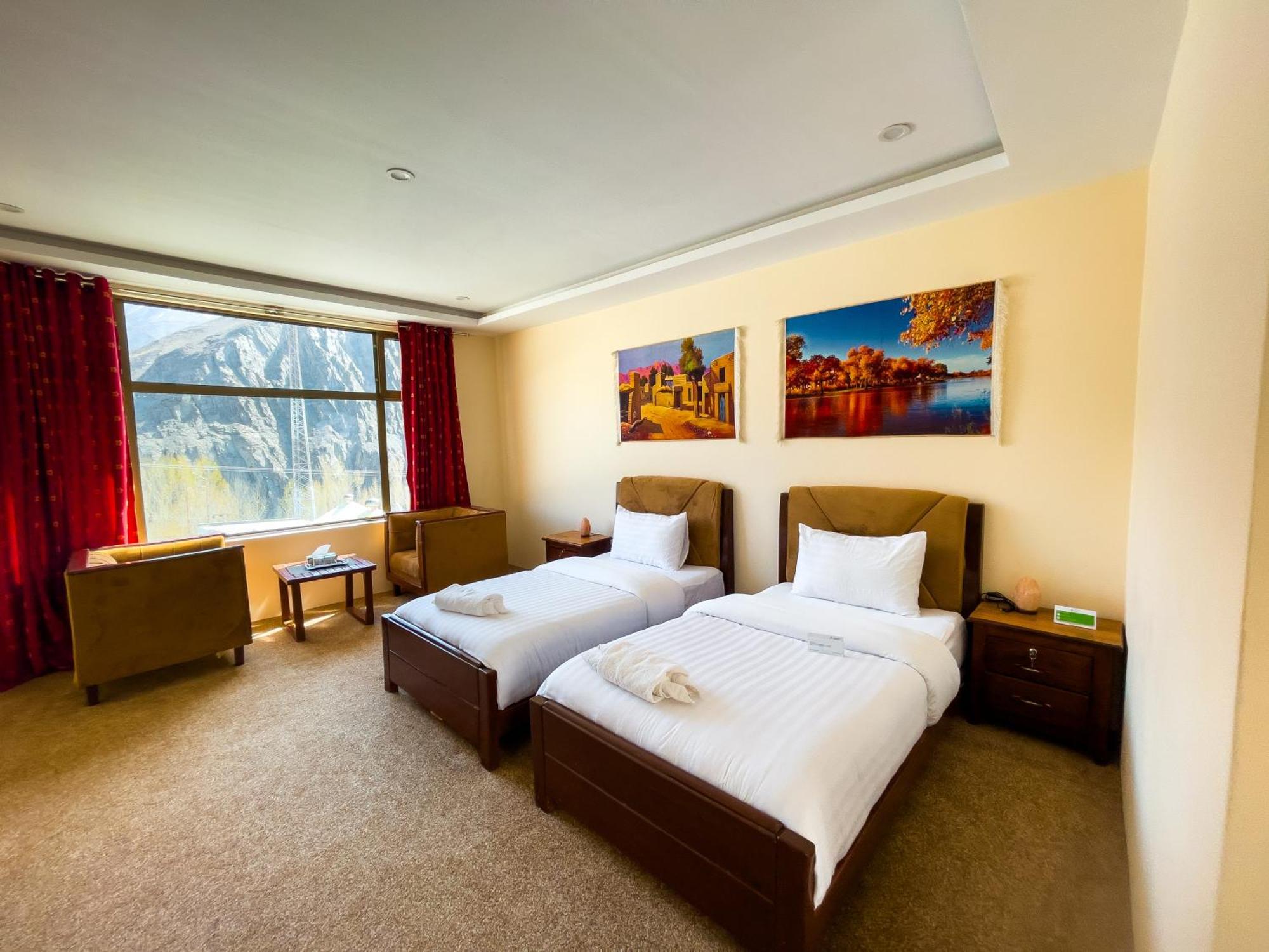 Apex Hotels And Resorts Hussaini Karimabad  ภายนอก รูปภาพ